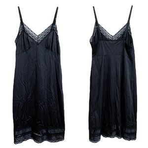 Sliperfection Vintage Slip Lace Accents Straps Black Size 34 Whimsigoth Slinky